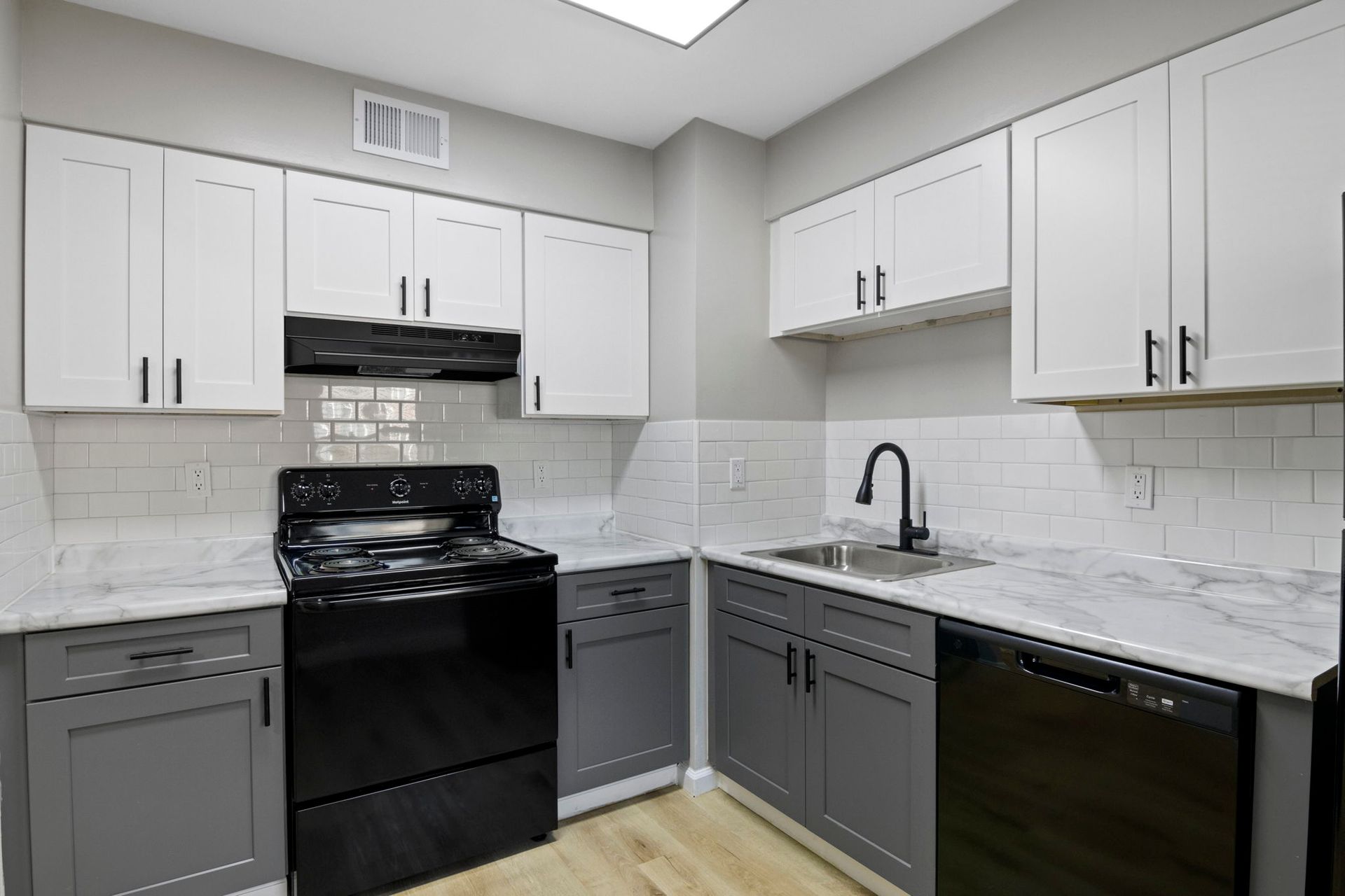 Indianapolis Apartment: 2638 Cold Spring Manor Dr