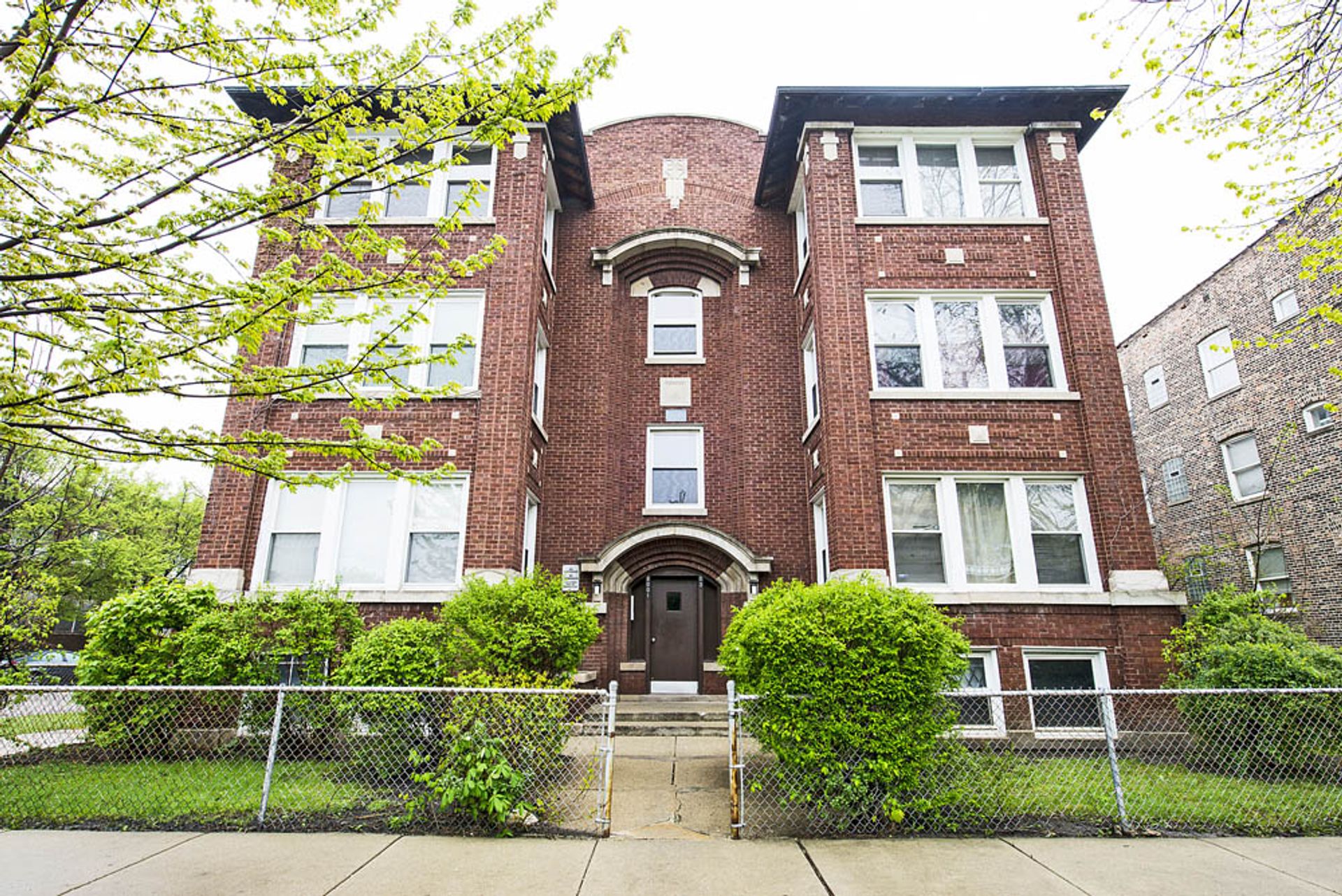 Chicago Apartment: 8001-03 S May St