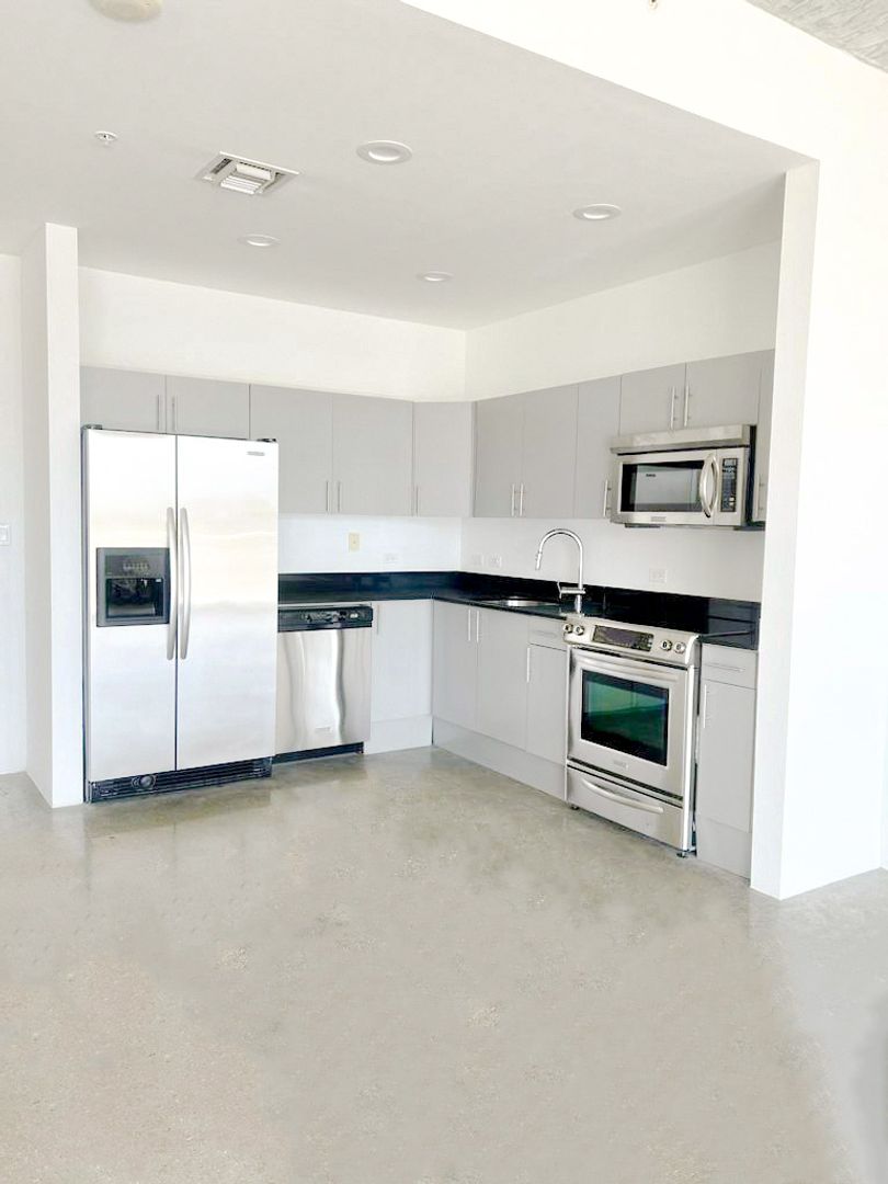 Miami Condo: 2700 N Miami Ave