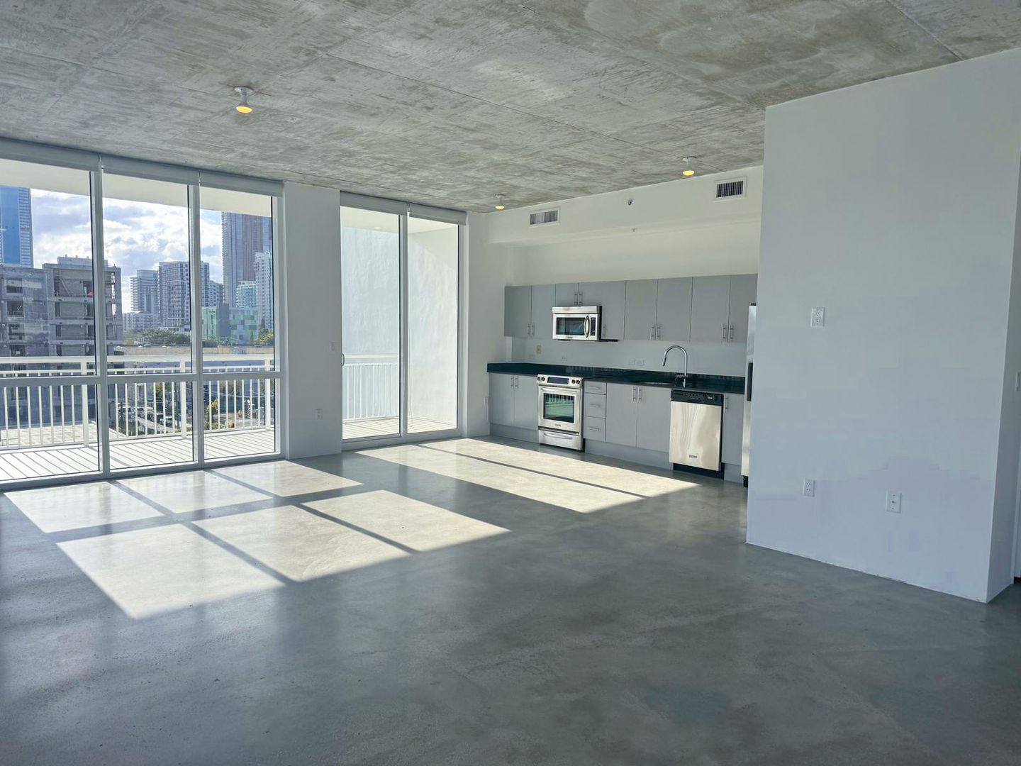 Miami Condo: 2700 N Miami Ave