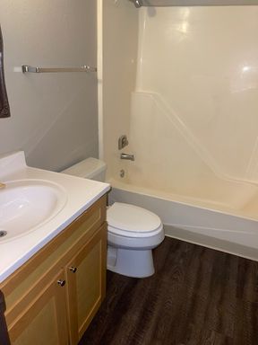 Spacious 2 Bedroom Apartment – photo 1