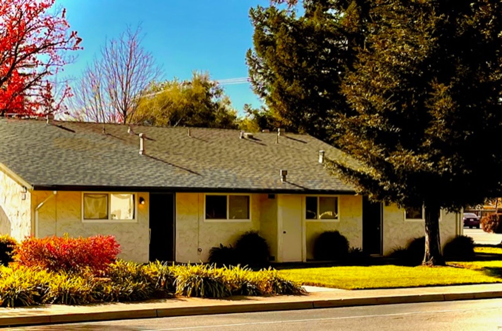 Chico Apartment: 1051 E. Lassen Avenue