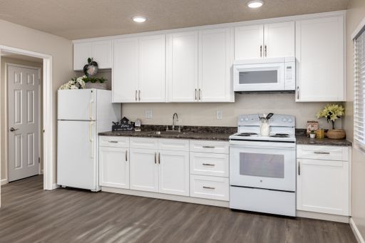Upgraded 2BR Near California State University, Chico | Central HVAC | 675 Sq Ft | Walk to Downtown – photo 1