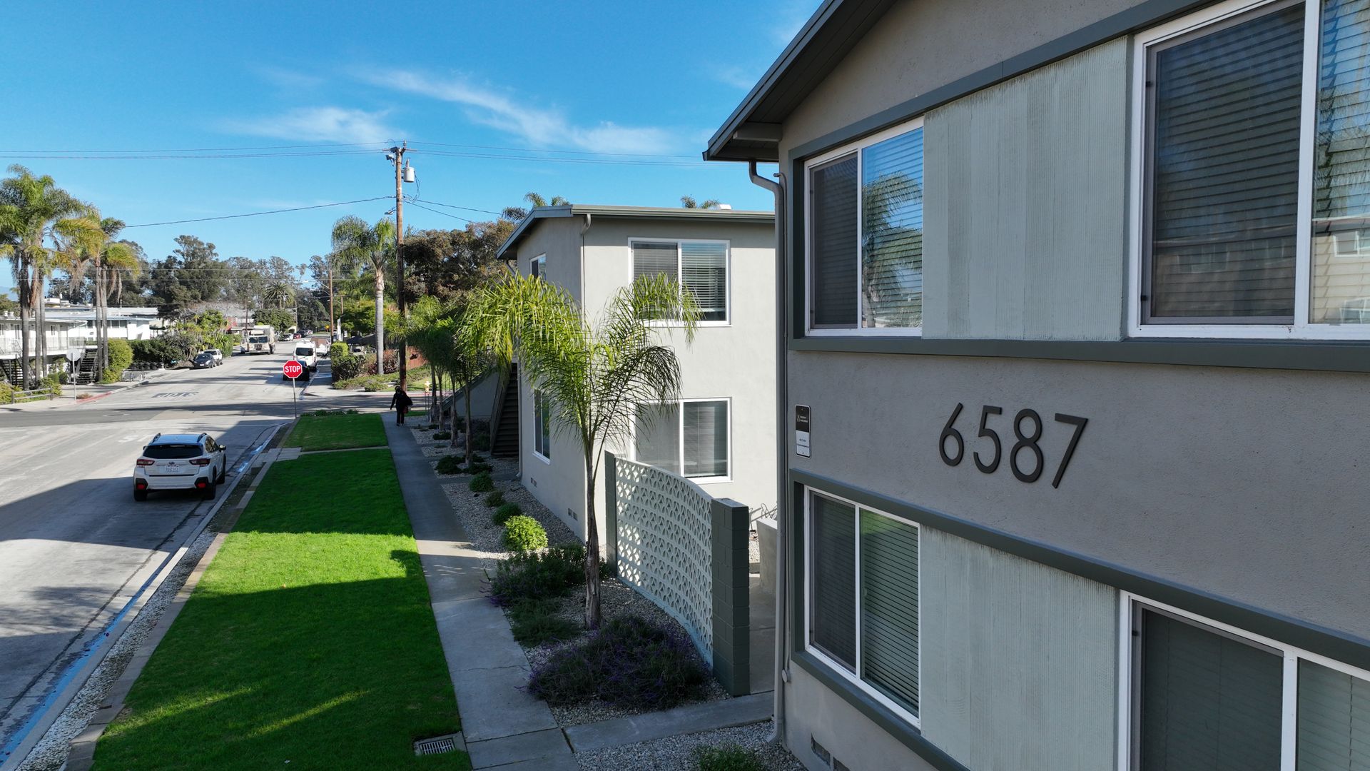 Goleta Apartment: 6587 Cervantes