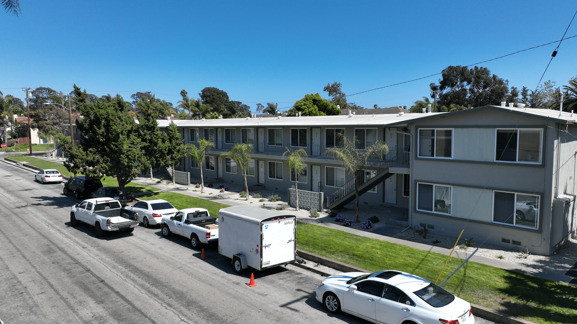 Goleta Apartment: 6587 Cervantes