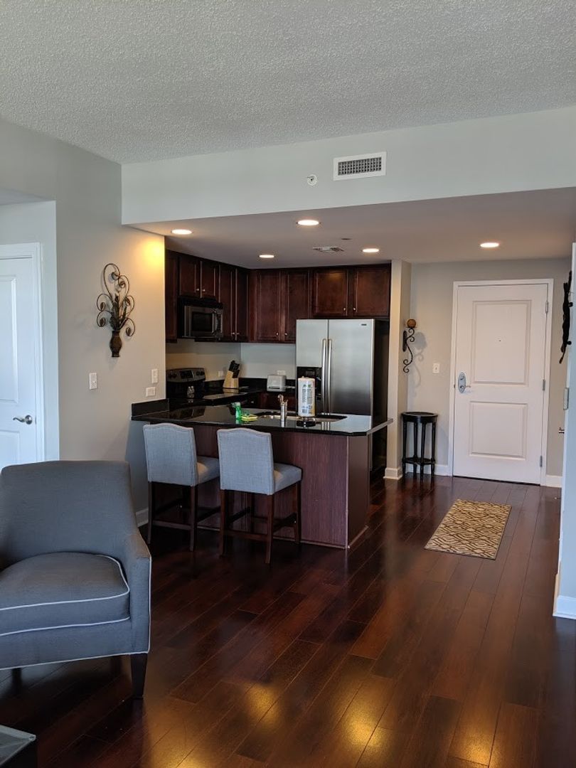 Richmond House: 1101 Haxall Point #811