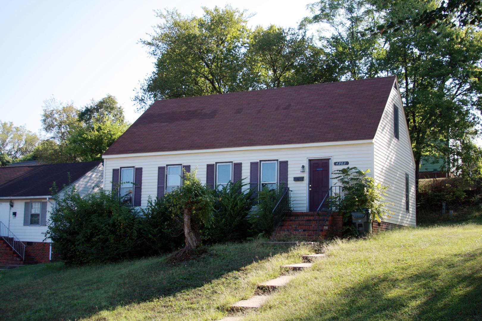 Richmond House: 4903 Goddin Circle