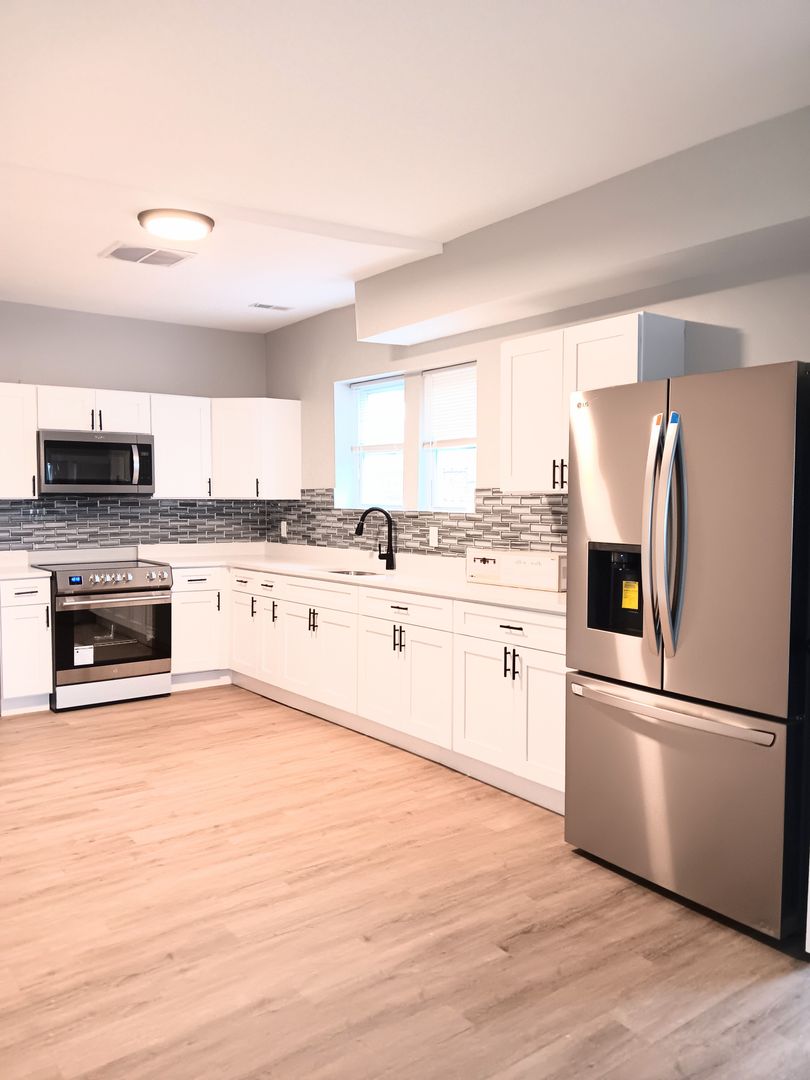 East Chicago Apartment: 3721 Main Street