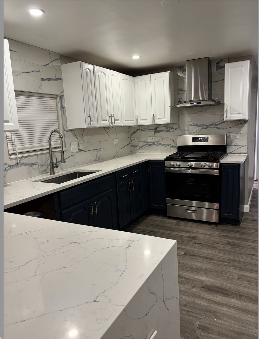 East Chicago House: 4806 Alexander Avenue