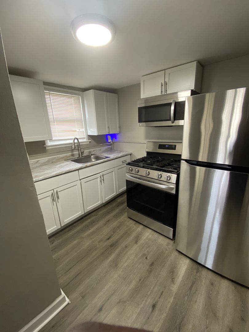 East Chicago Apartment: 3819 Melville Avenue