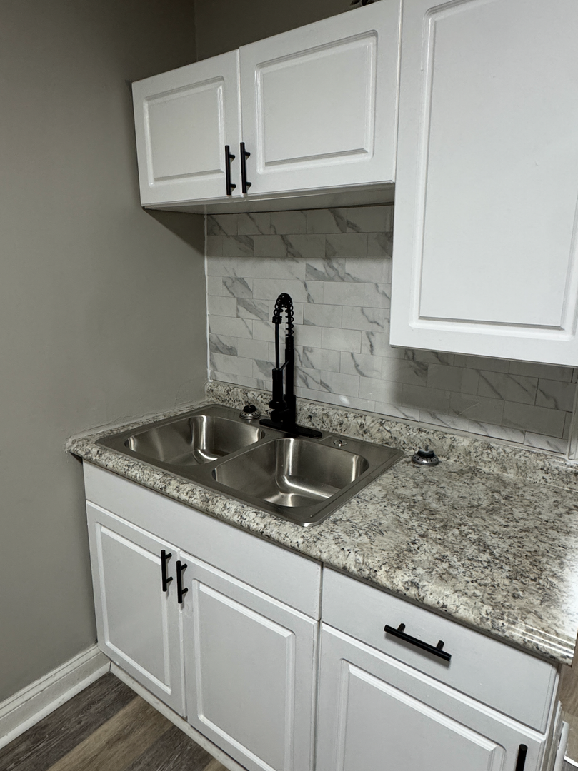 East Chicago Apartment: 3623 Parrish Ave.