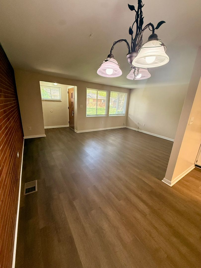 Kettering Multiplex: 954 Brubaker Drive