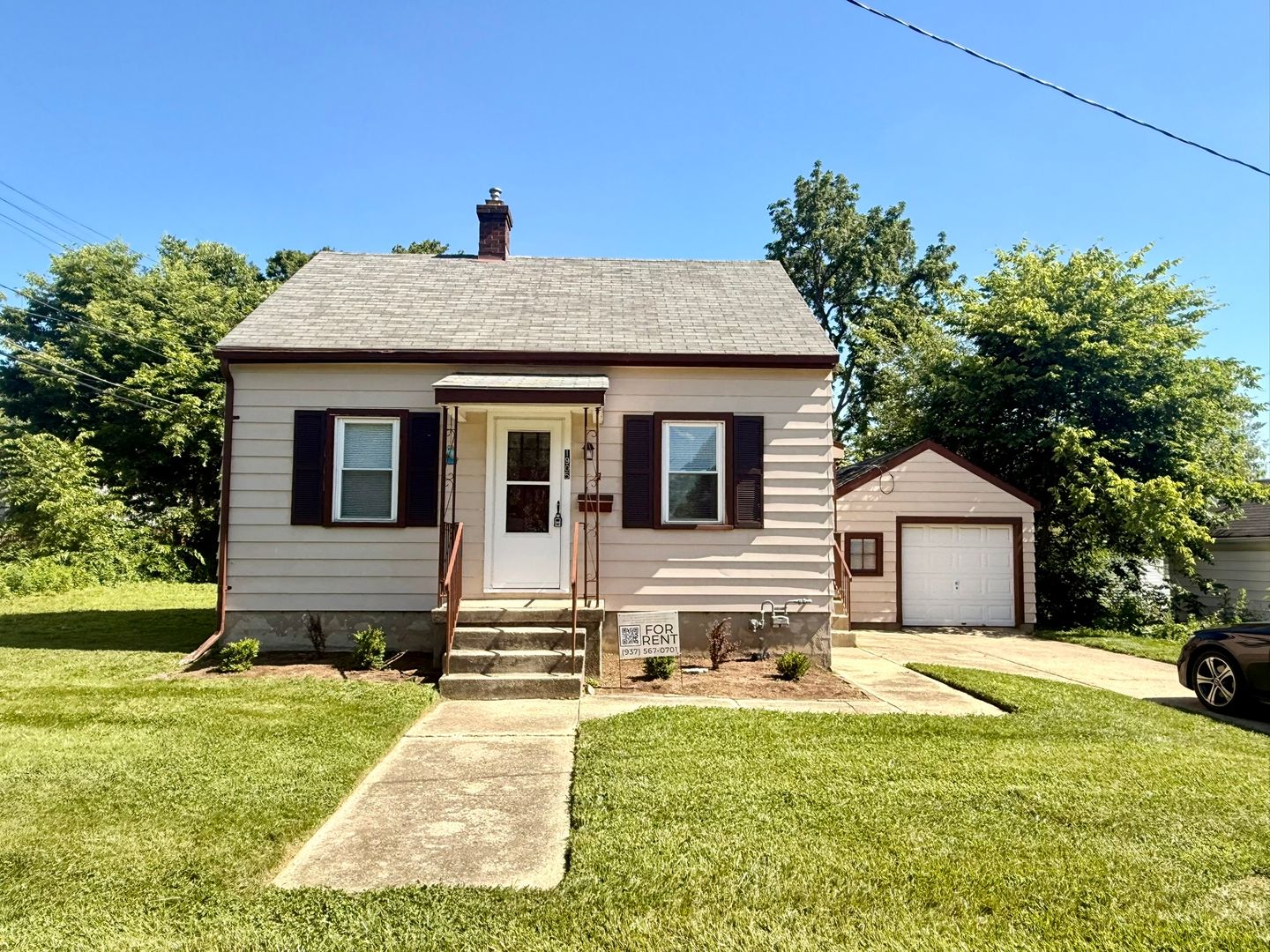 Kettering House: 1905 Laird Avenue