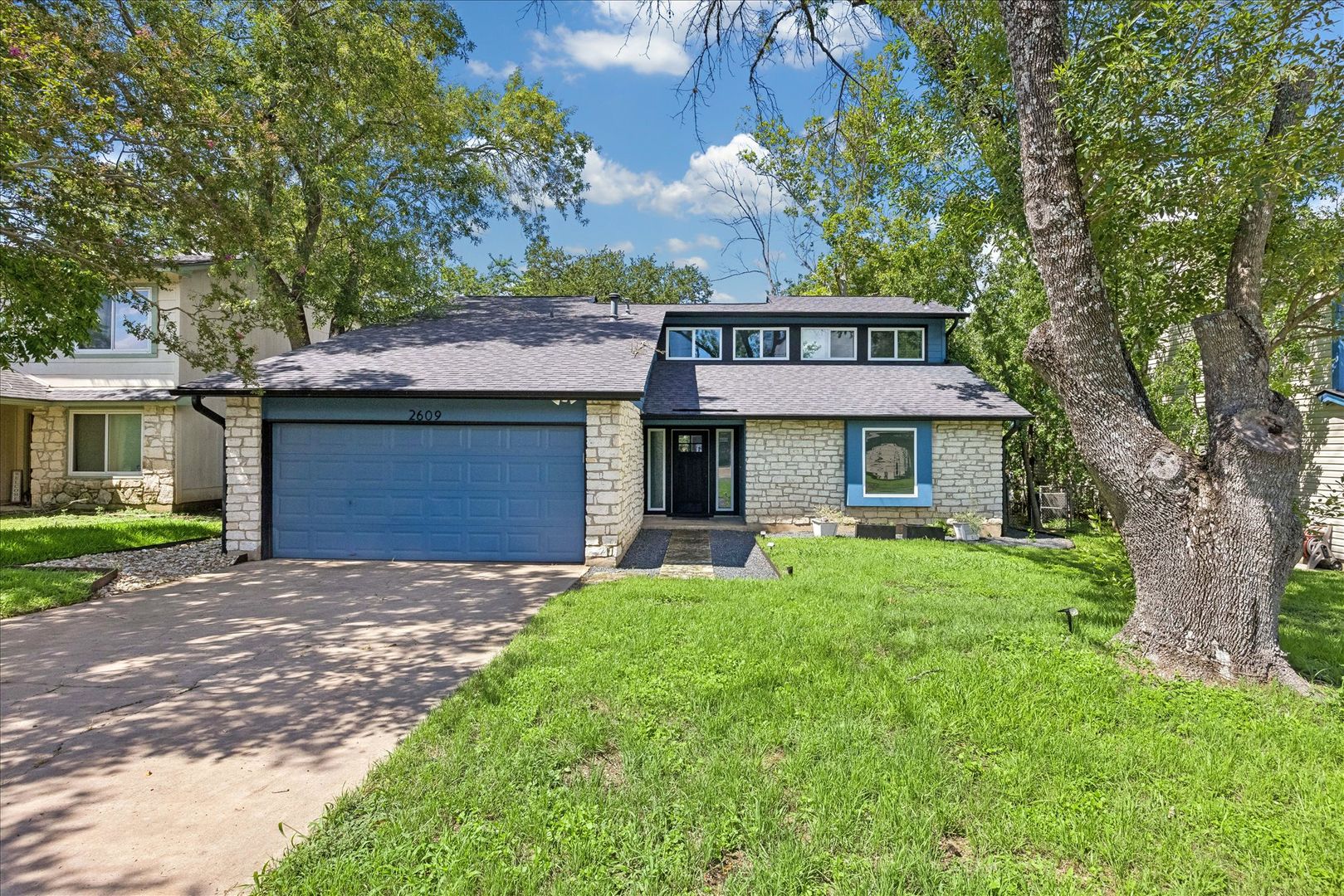 Austin House: 2609 Monarch Dr