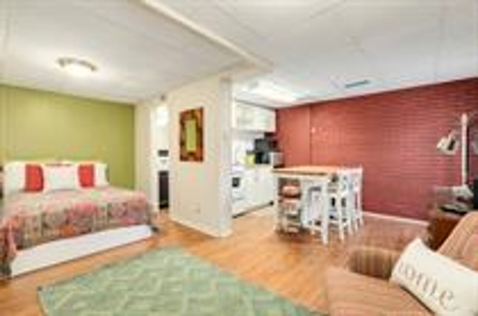 Waco Apartment: 411 Baker Lane