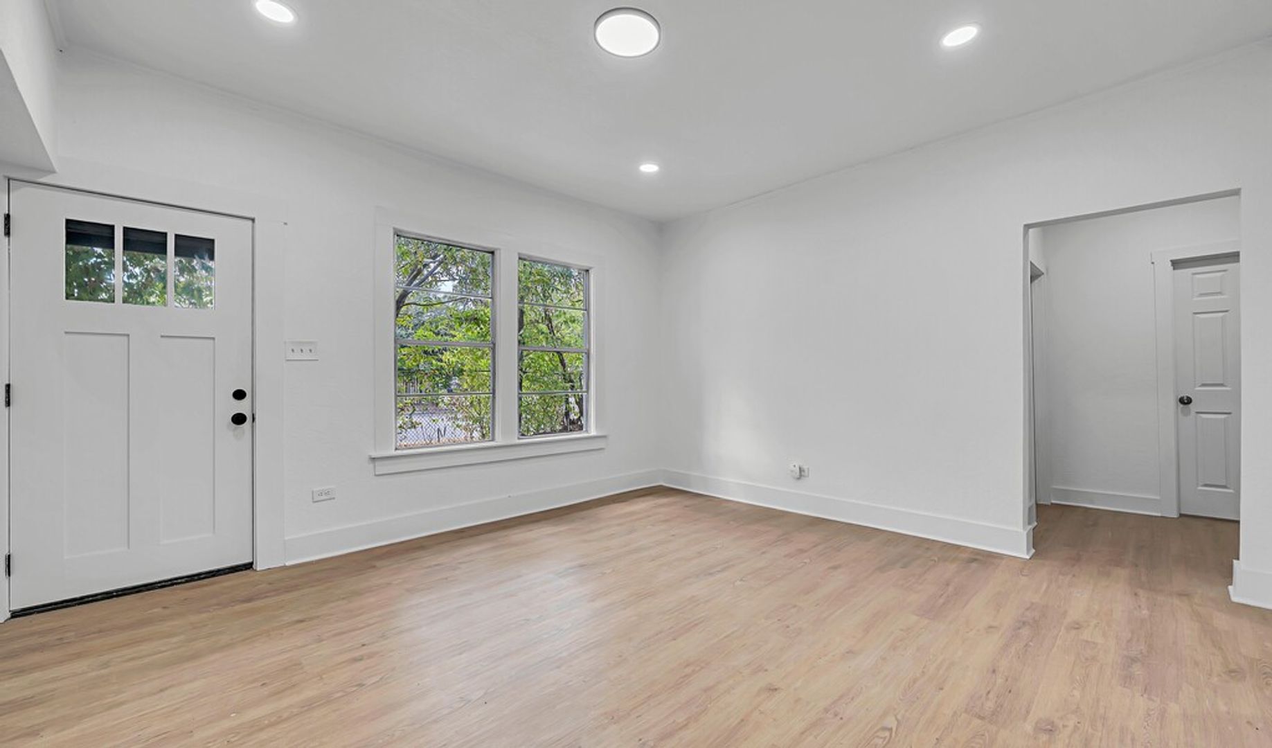 Waco House: 716 N 13th Street