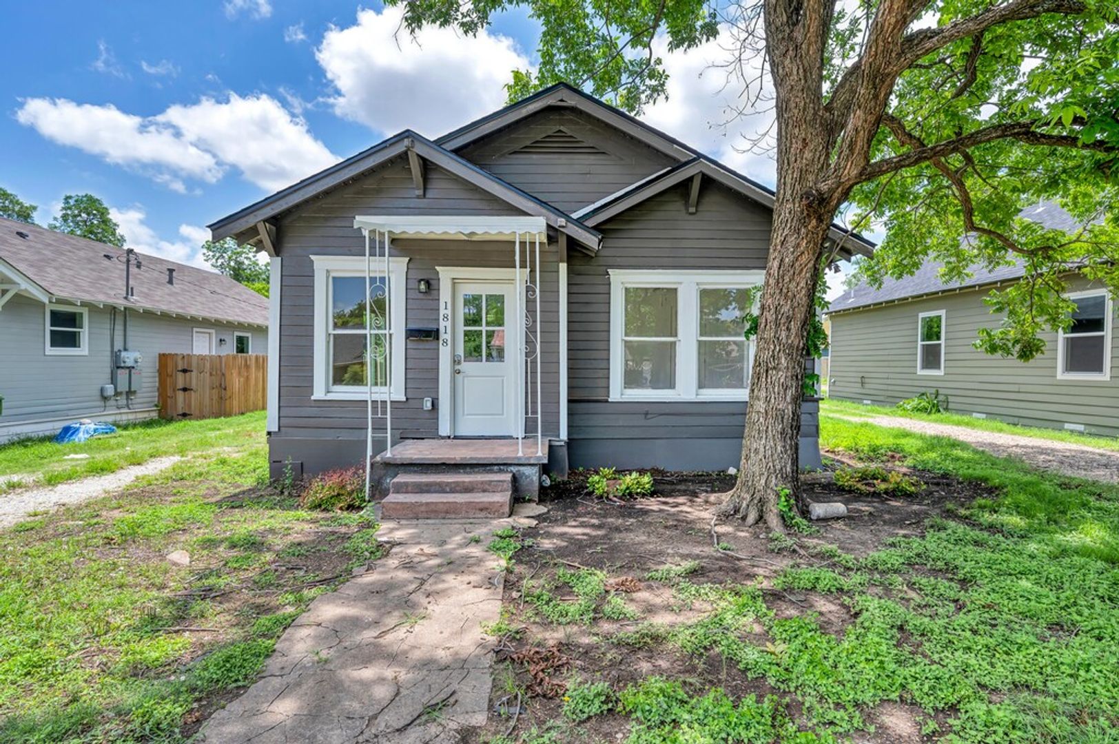 Waco House: 1818 Windsor Ave
