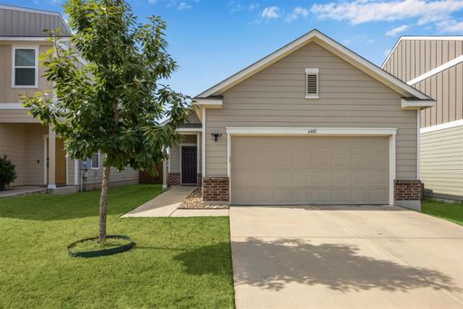 Modern 3BD 2BA in North Austin - available November 6th – photo 1