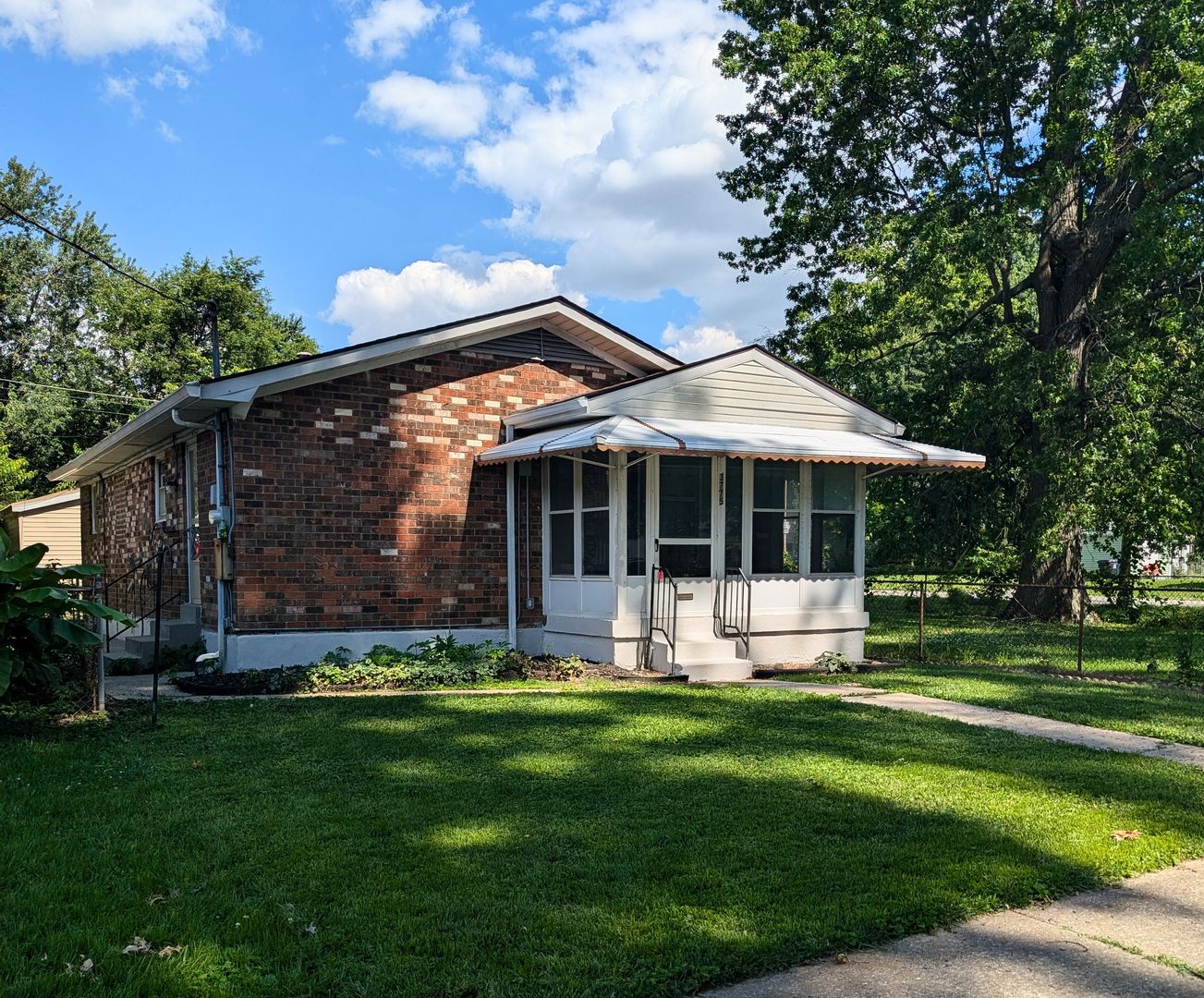 Louisville House: 3775 Wheeler Ave