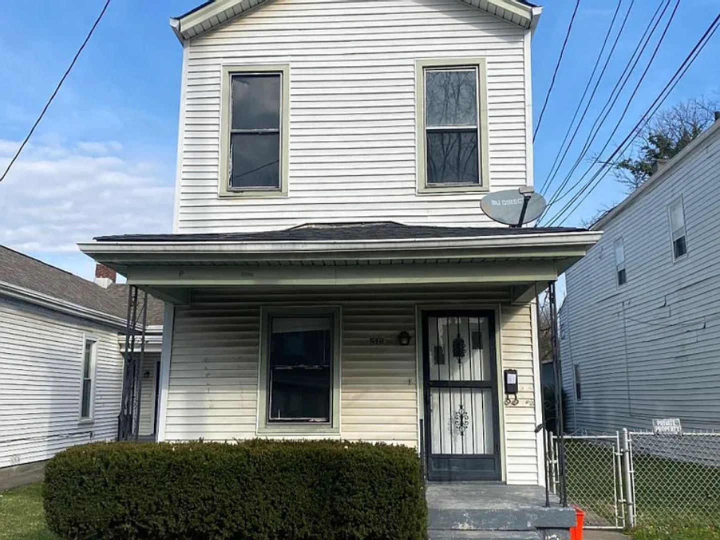 Louisville Apartment: 2539 Bank St.