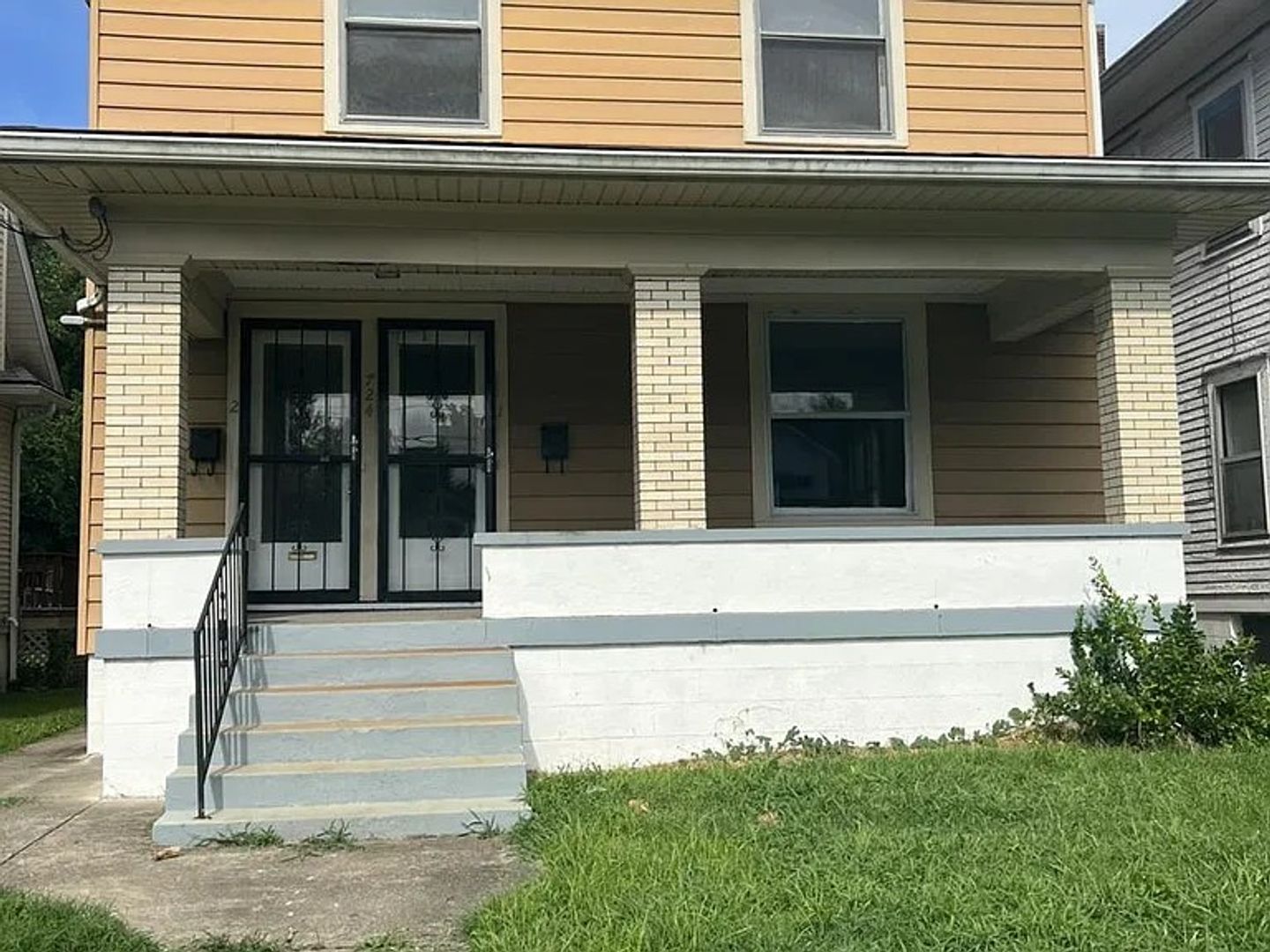 Louisville Apartment: 724 Cecil Ave