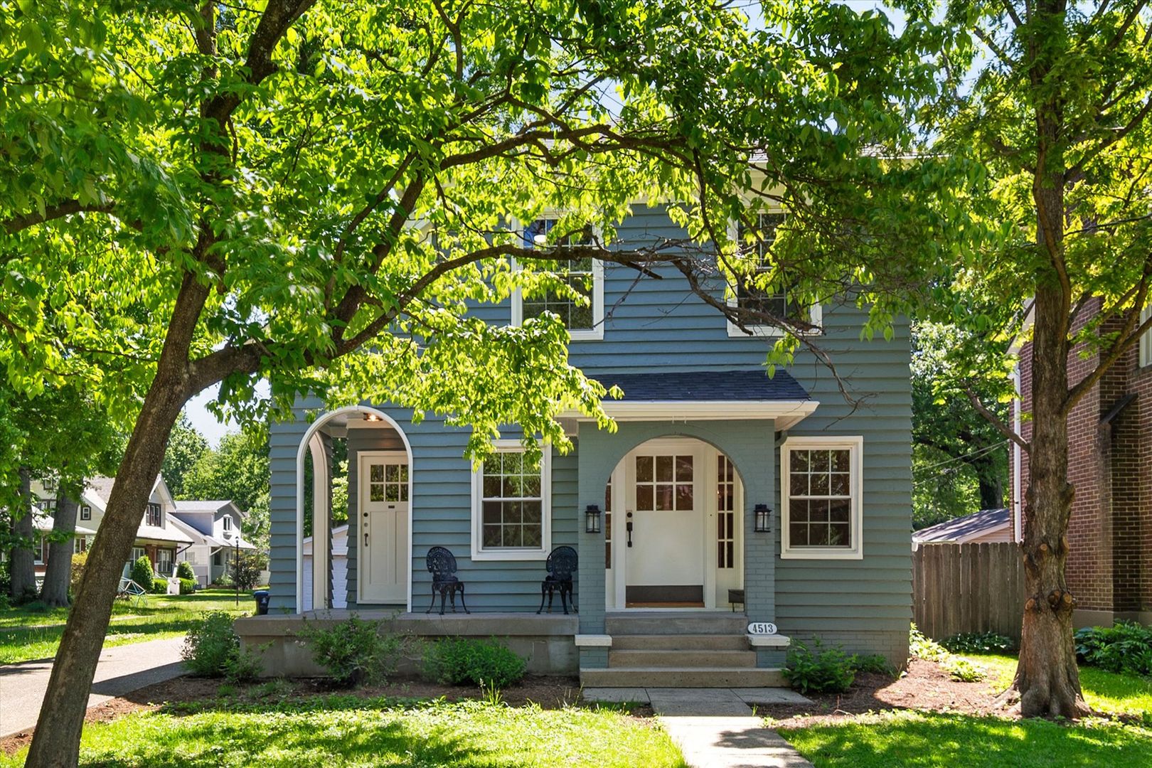 Louisville House: 4513 S 6th St