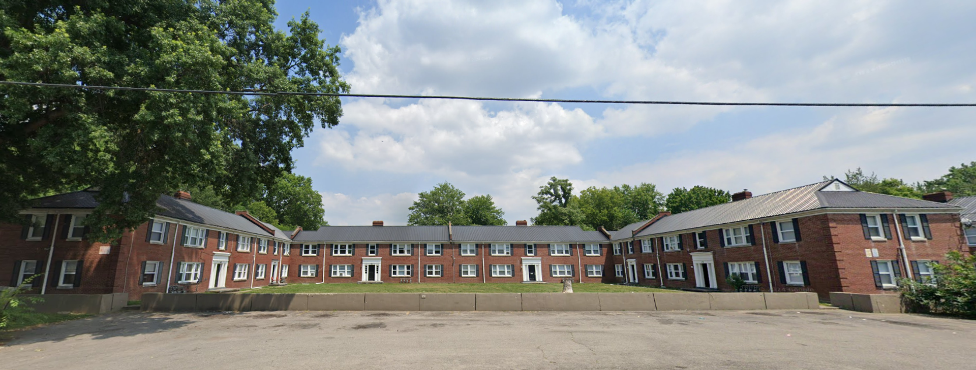 Louisville Apartment: 647 S 44th Street