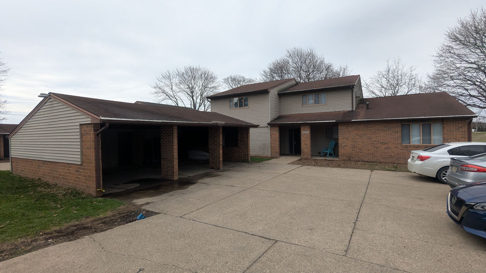 Bolivar Apartment: 801 Kerns Dr NE