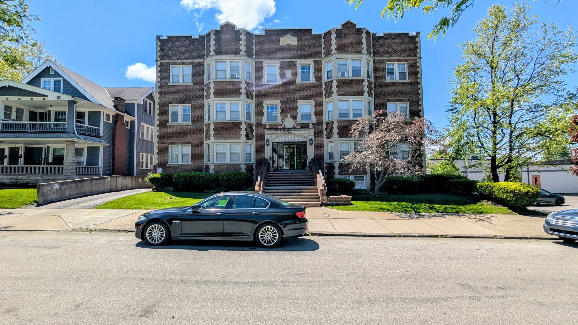 Cleveland Heights Apartment: 3214 Berkshire Rd