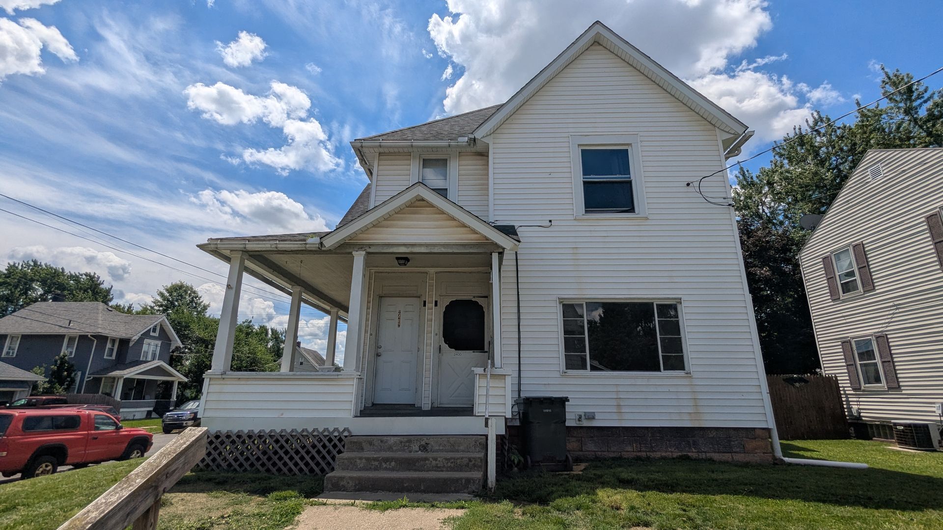 Canton Apartment: 2400 11th St SW