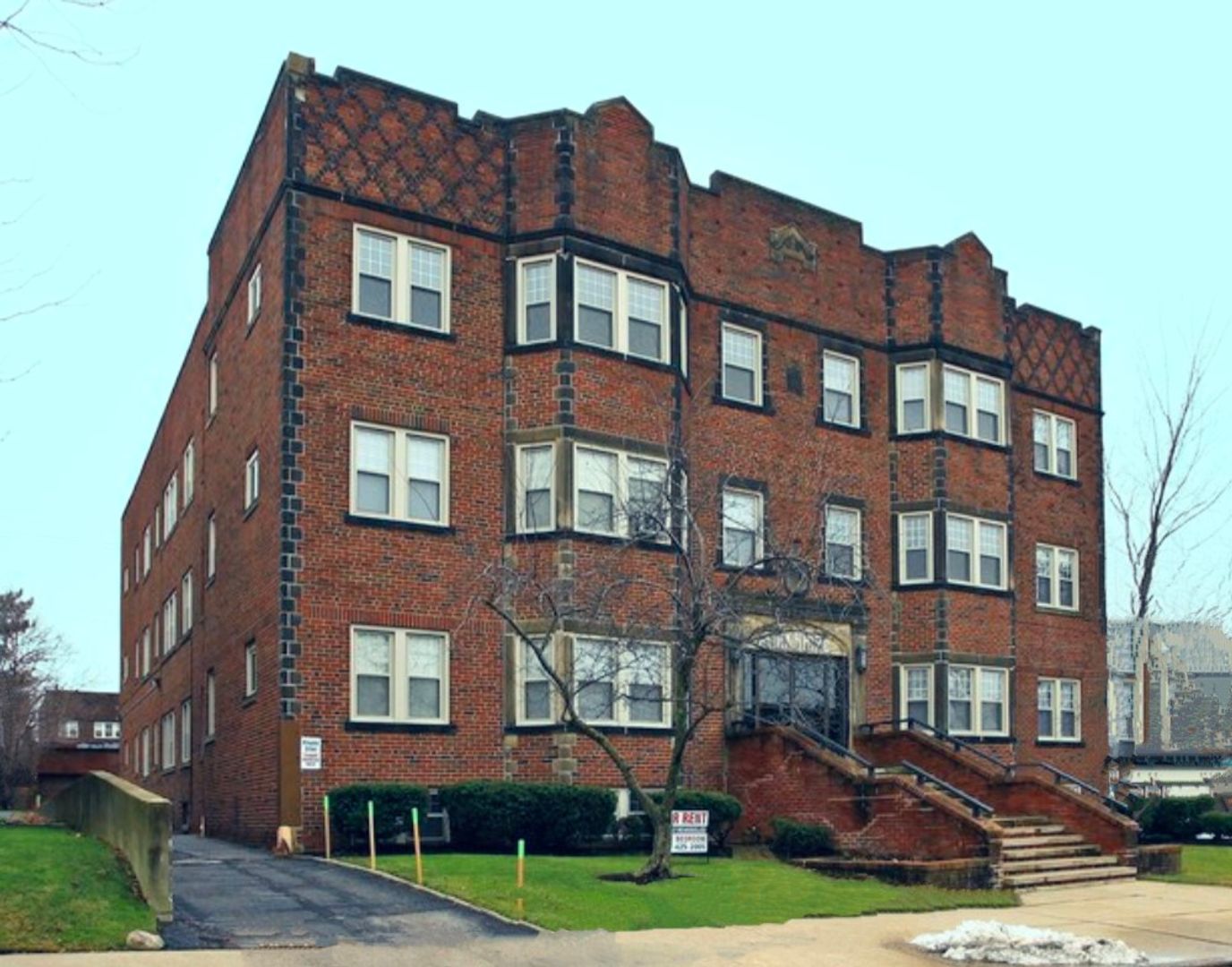 Cleveland Heights Apartment: 3214 Berkshire Rd