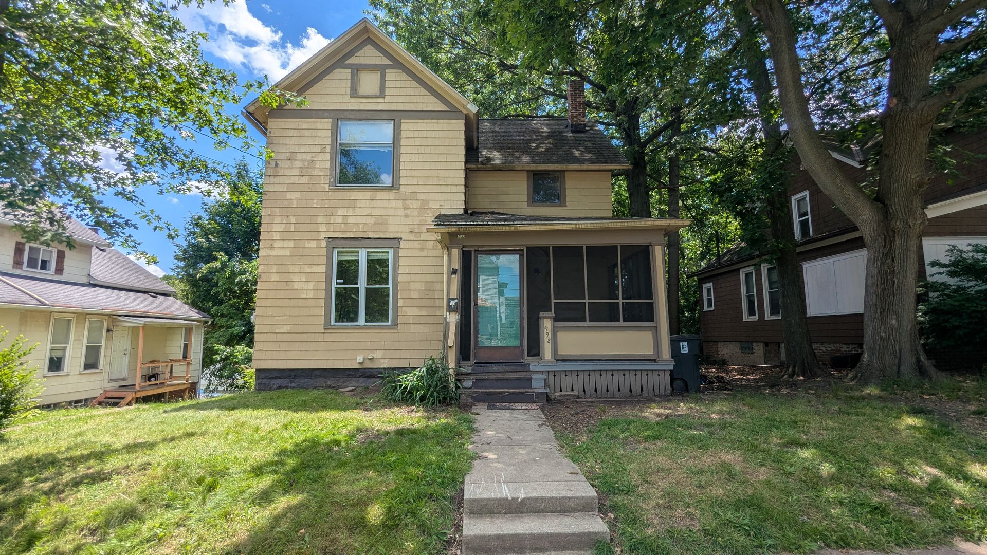 Akron House: 498 Gage St