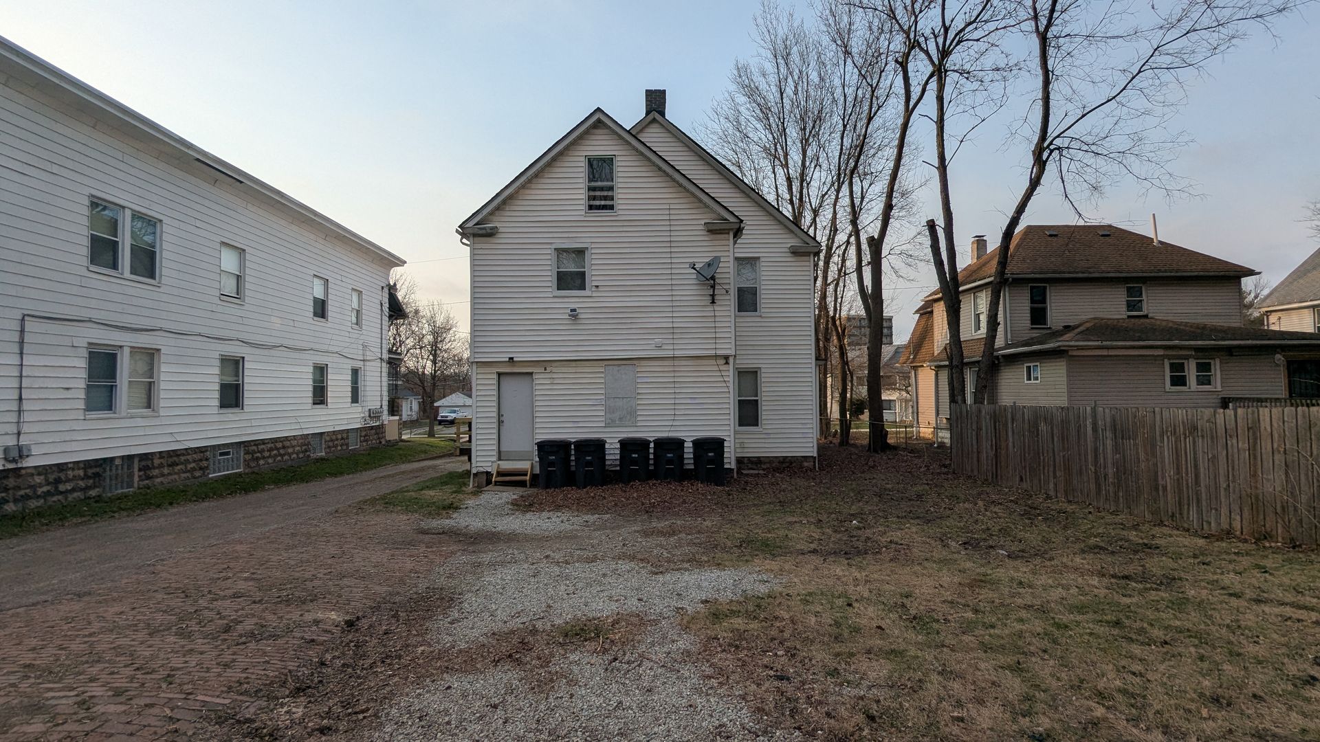 Akron, OH 44311 House: 793 Boulevard St - Unit 2
