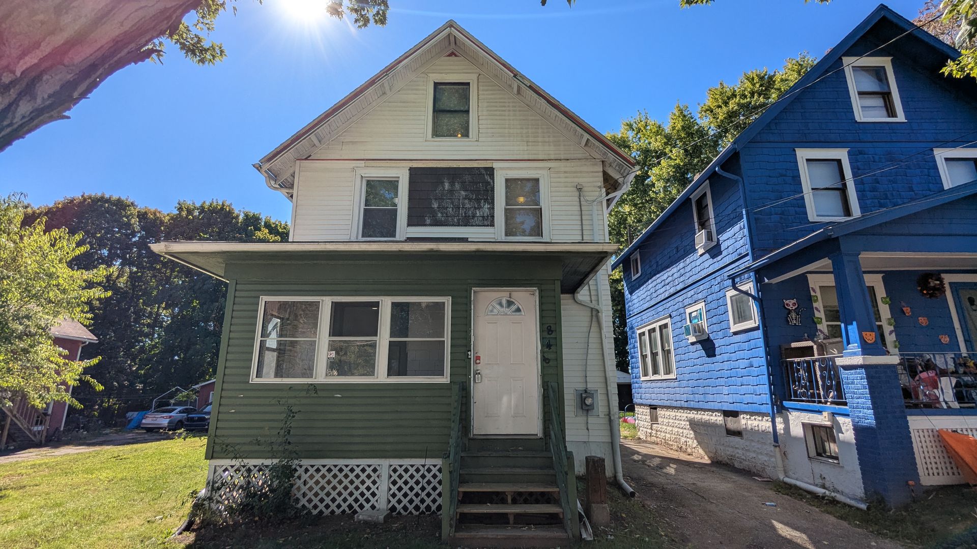 Akron House: 848 Clark St.