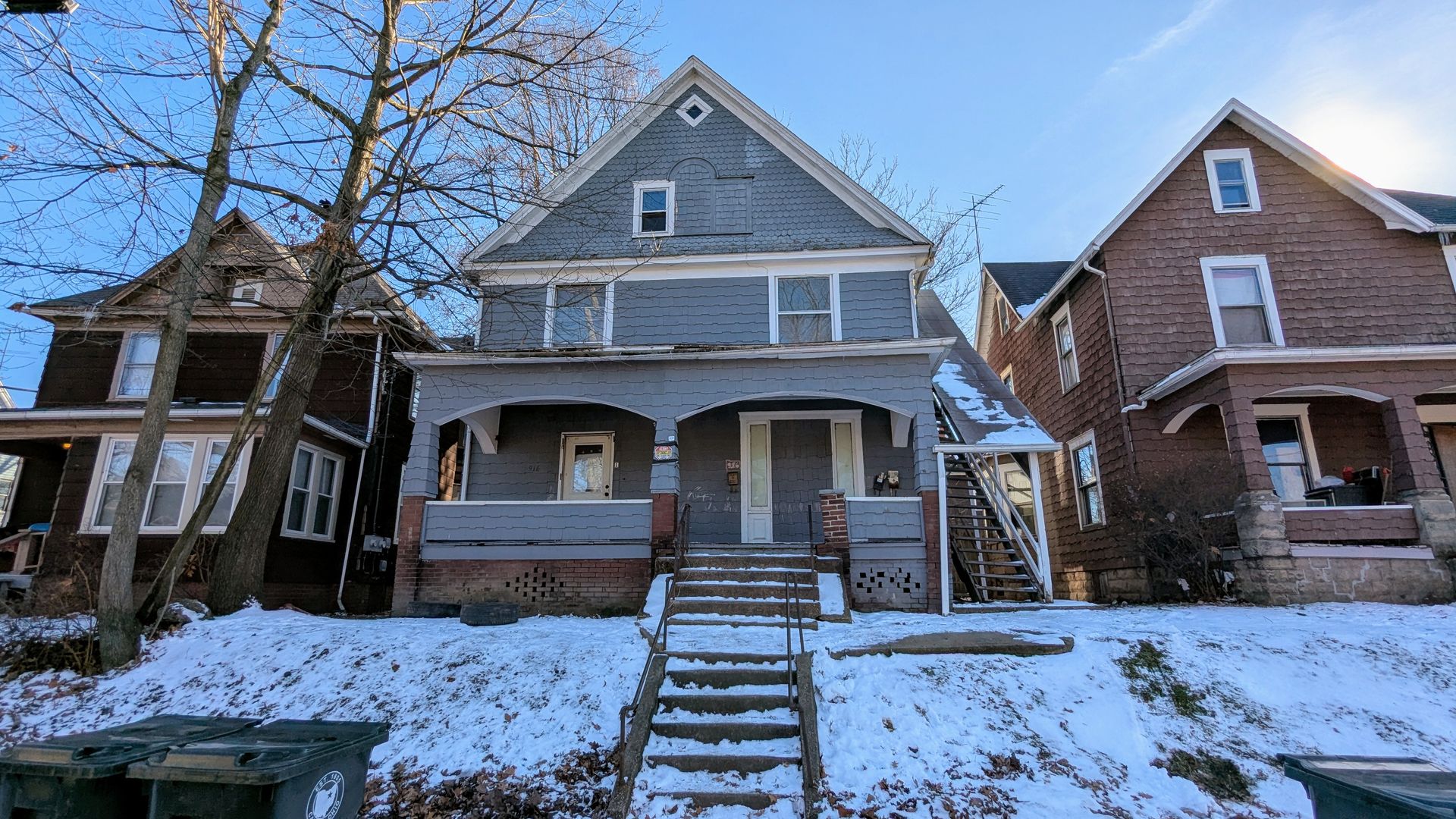 Canton Apartment: 916 6th St NW