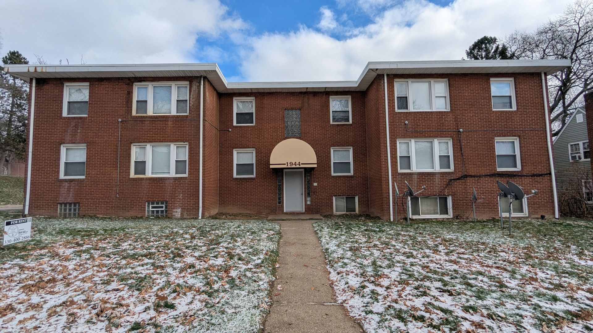 Canton Apartment: 1944 Rowland Ave NE