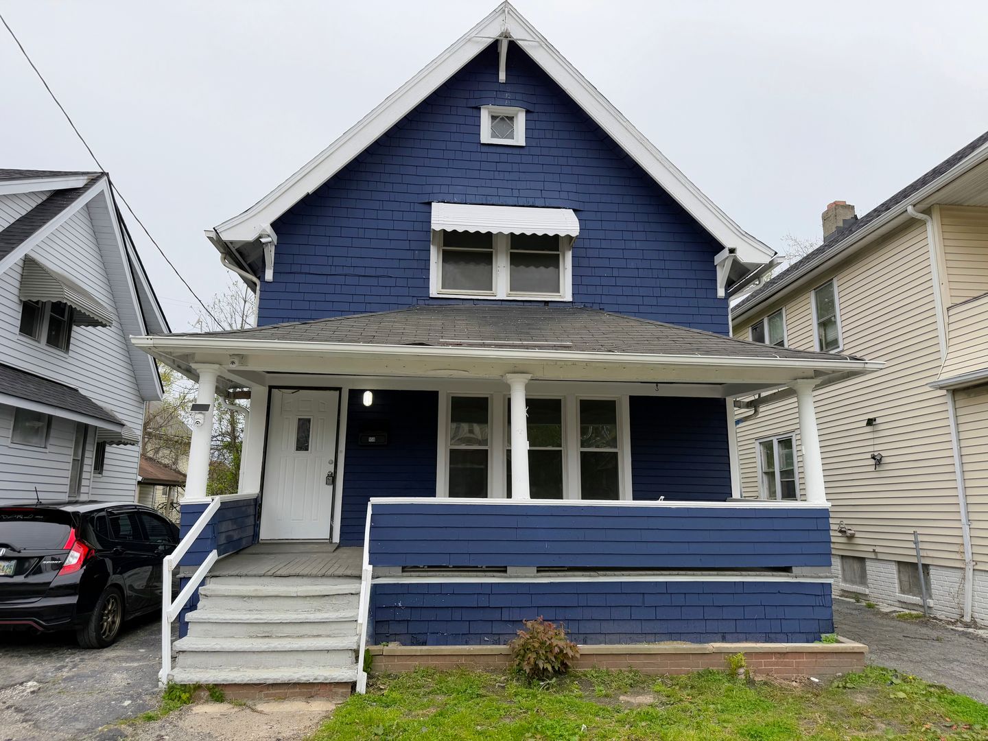Cleveland House: 958 E 130th St