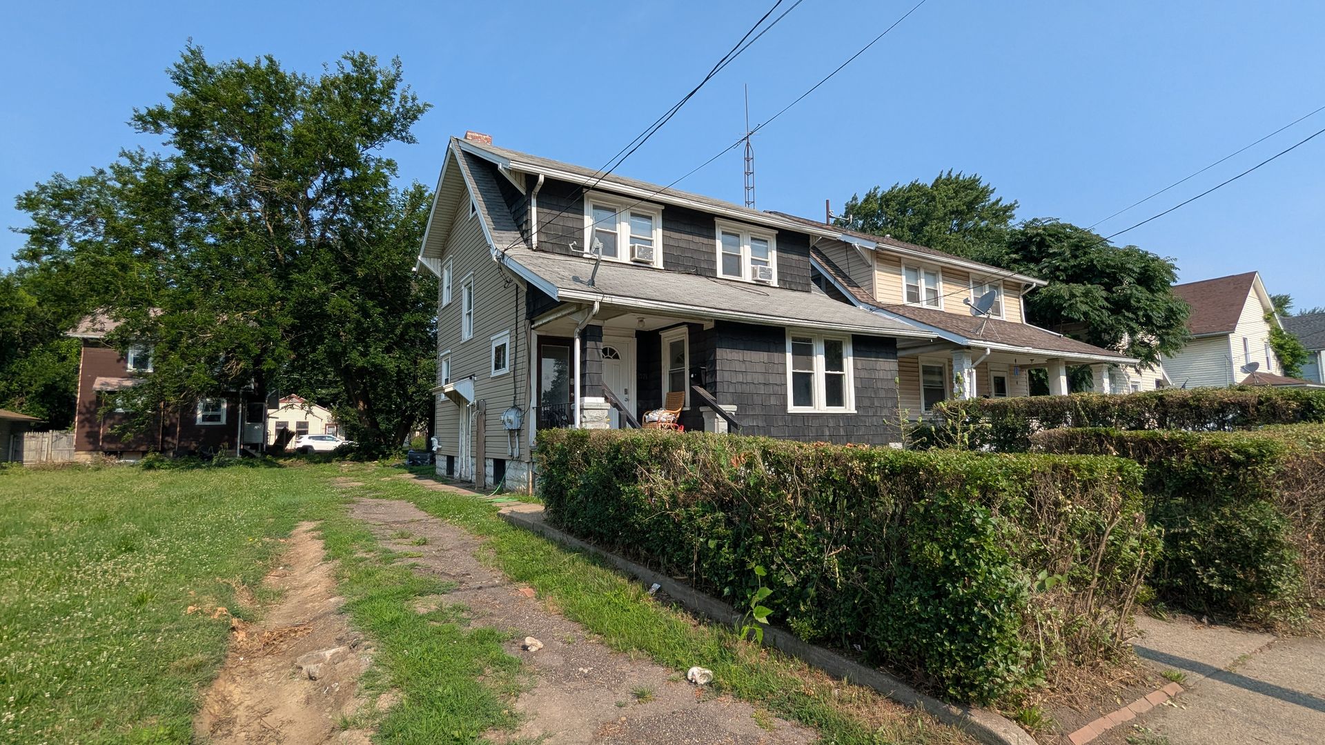 Canton Apartment: 1371 Stark Ave SW