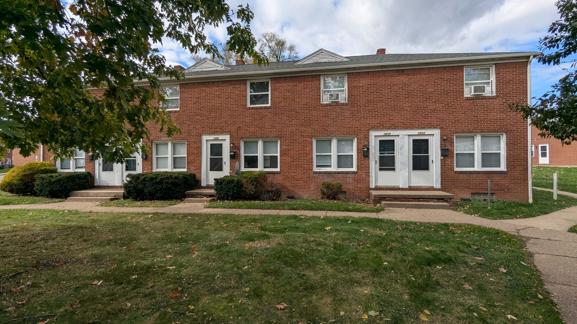 Canton Apartment: 1341 20th St NE