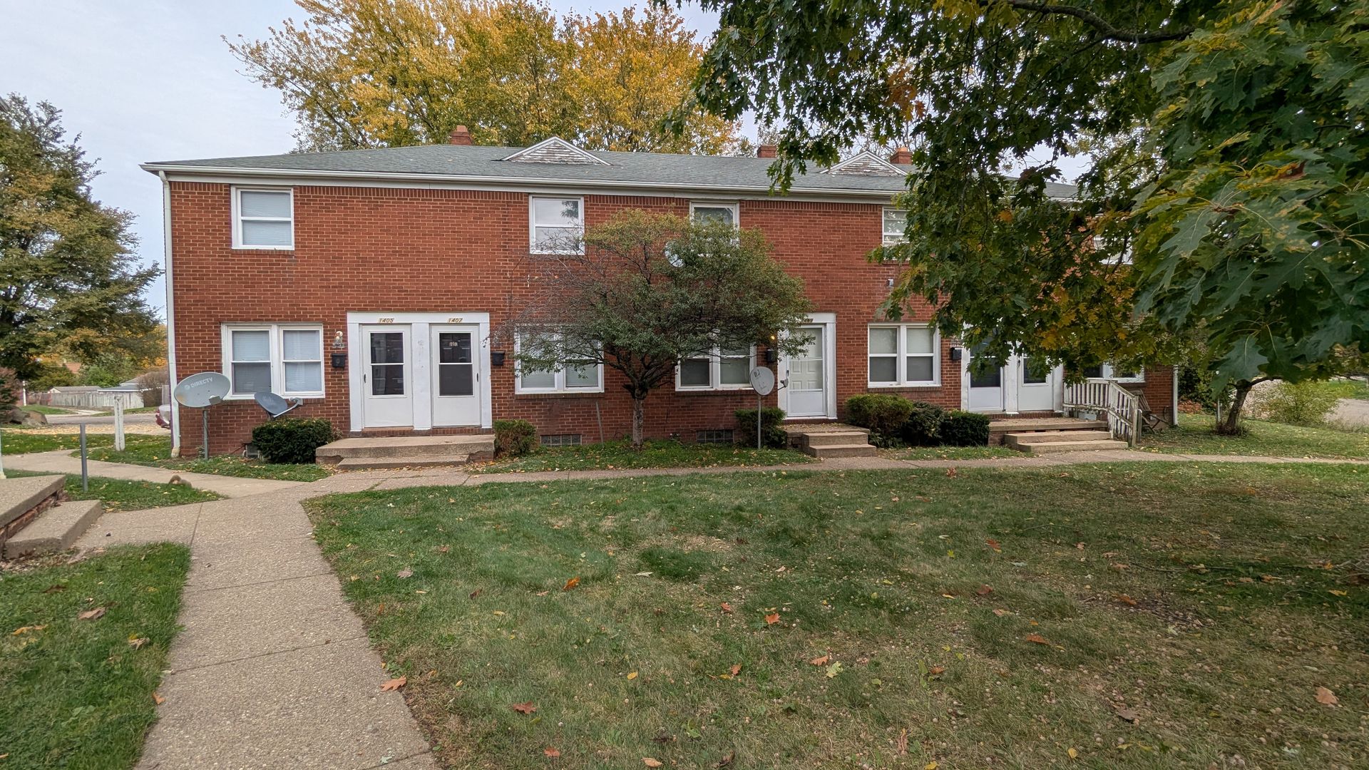 Canton Apartment: 1405 20th St NE