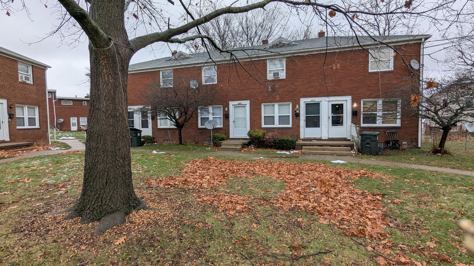 Canton Apartment: 1405 20th St NE