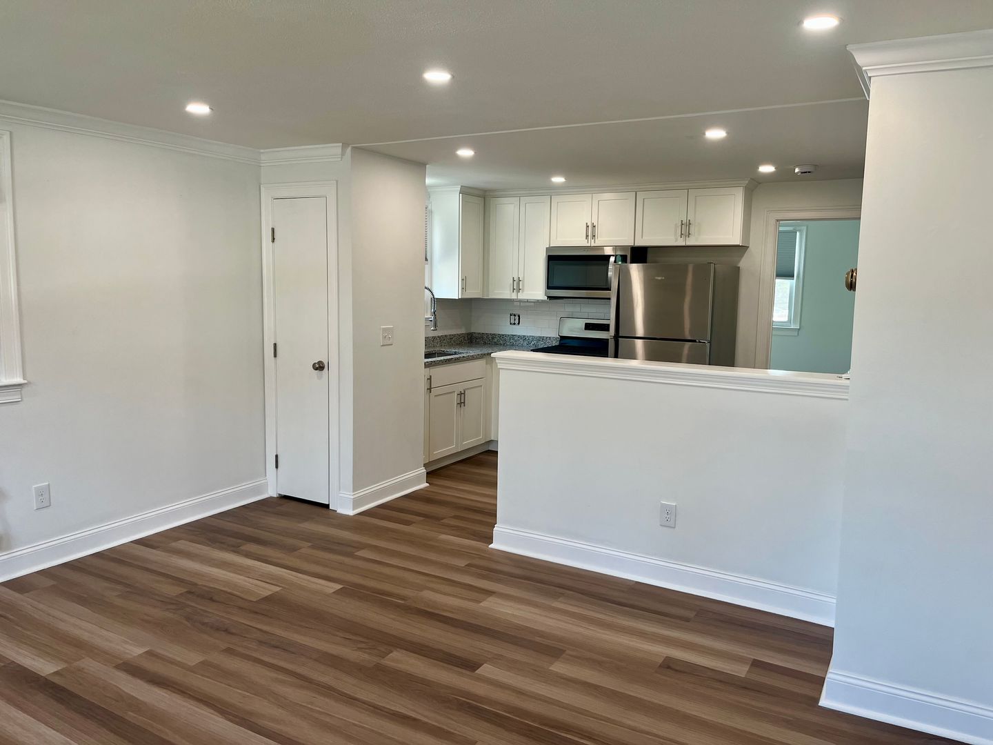 Avon Apartment: 340 East Main Street