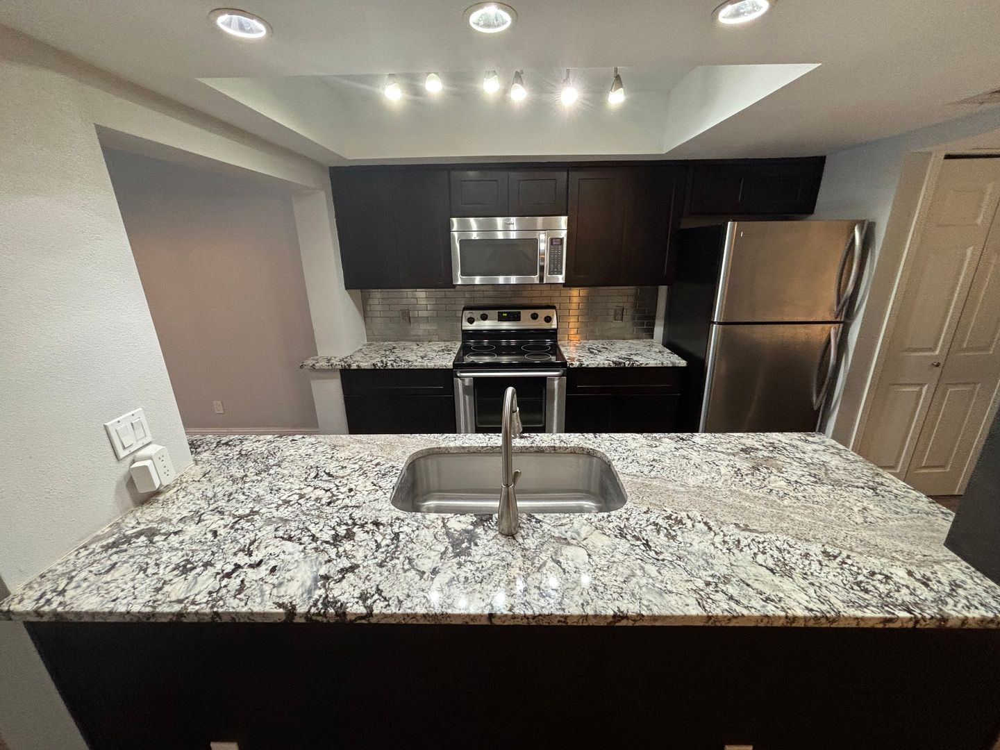 Irving House: 4537 N O'Connor Rd