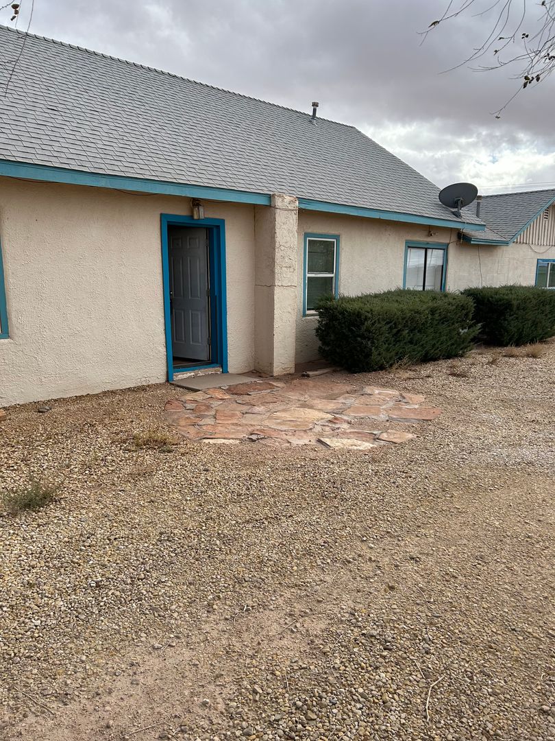 Winslow House: 1923 W 2nd St