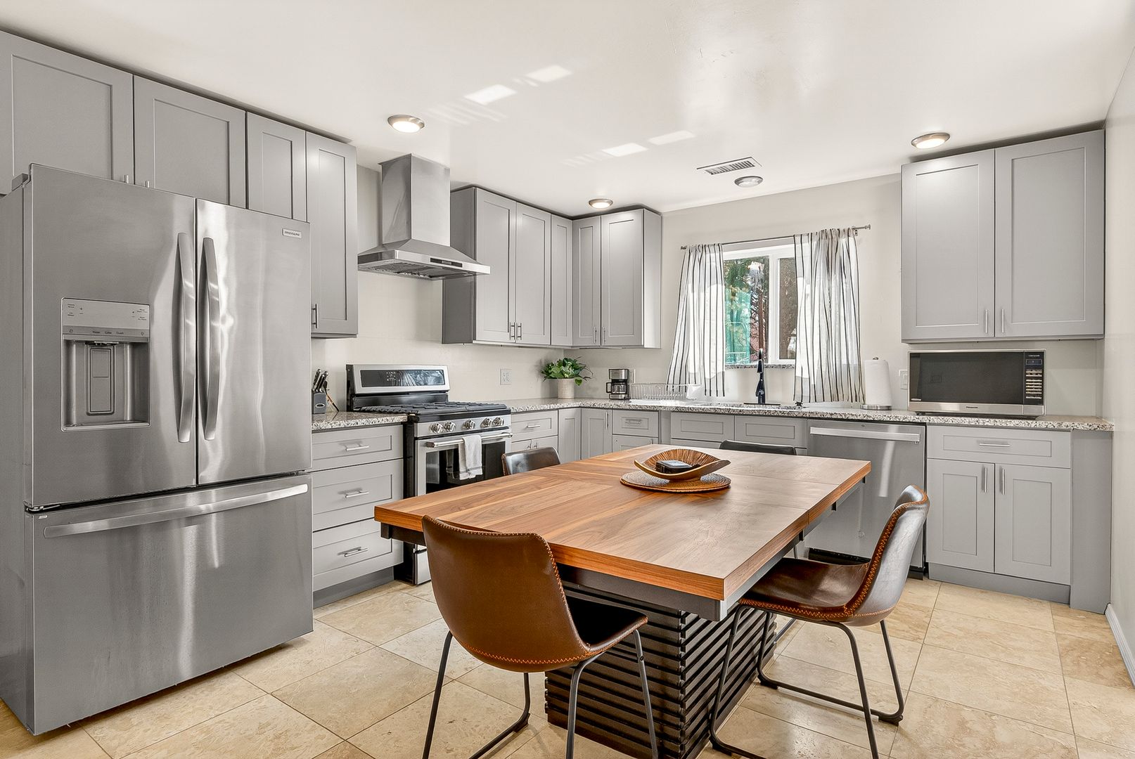 Flagstaff House: 2800 N. Ellen St