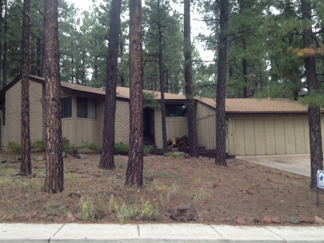 FLAGSTAFF House: 3321 S Gillenwater Dr
