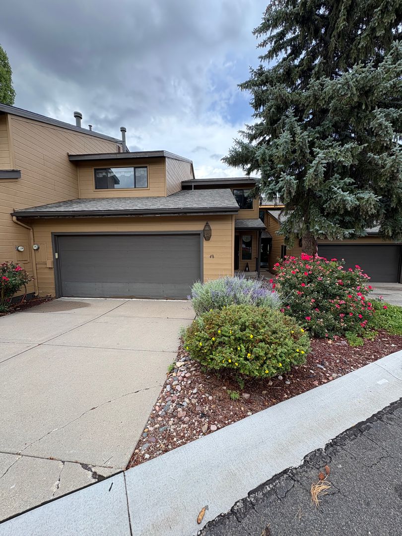 FLAGSTAFF House: 2900 N. SADDLEBACK WAY #48