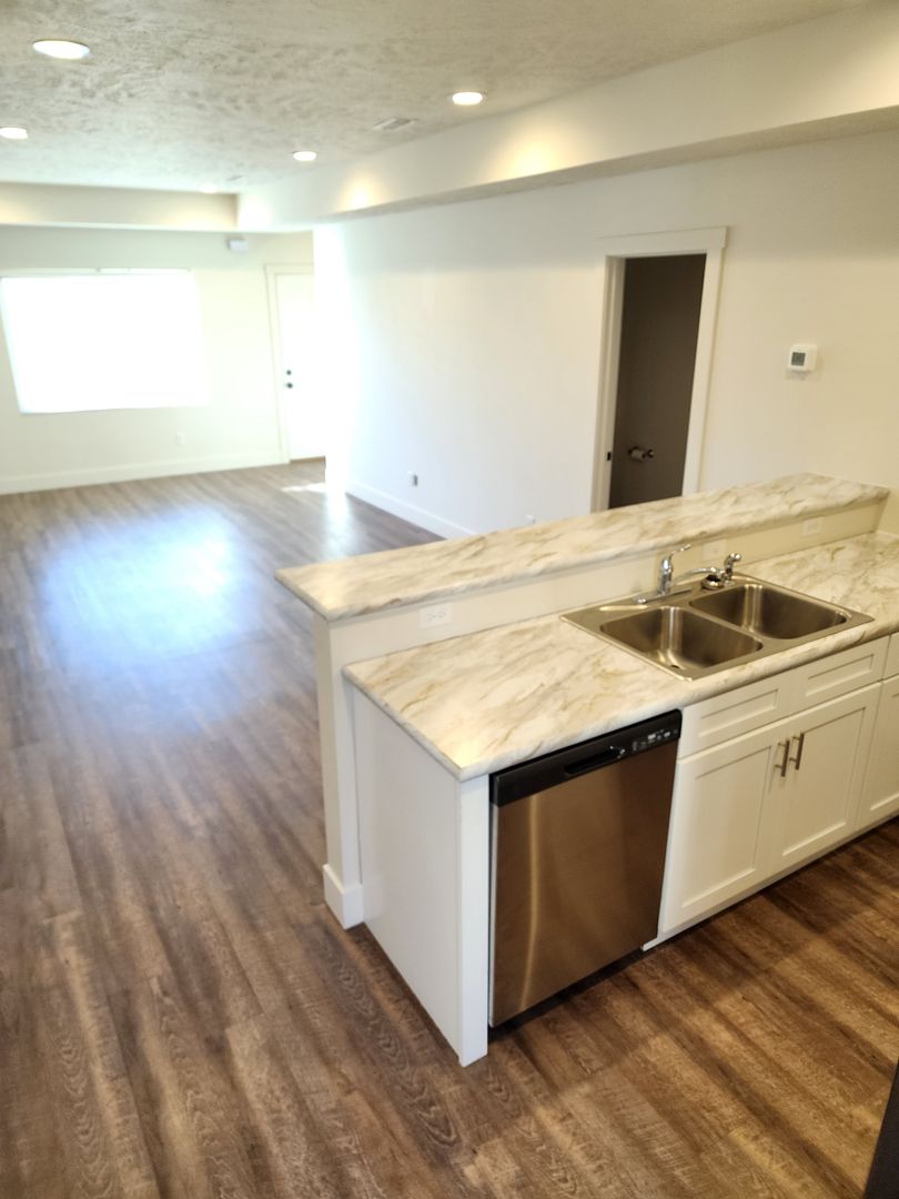 Grand Island Apartment: 3403 Tri Street