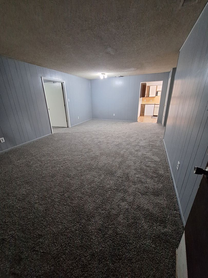 Abilene House: 3442 C State