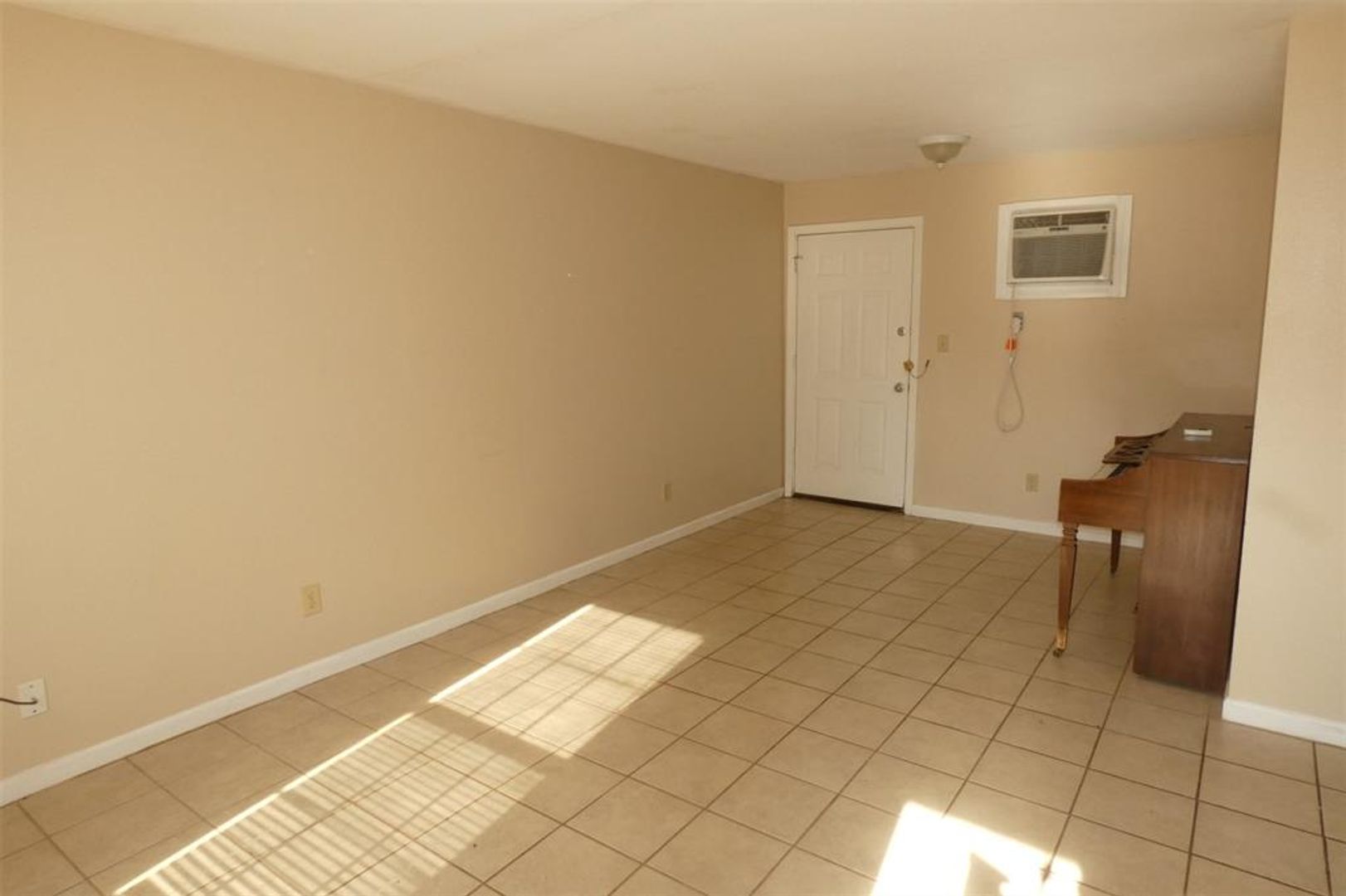 Abilene House: 910 Nelson Apt. A